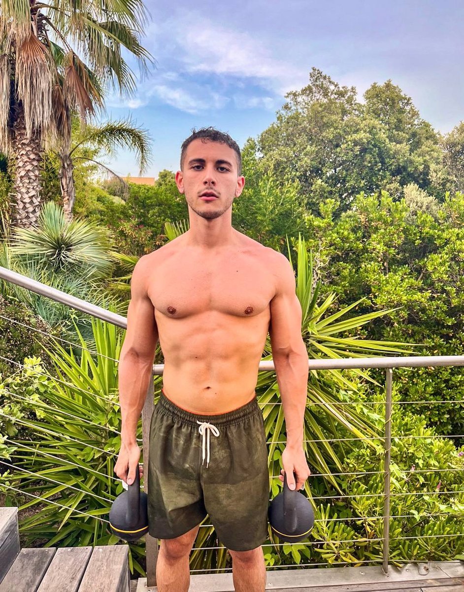El Rayhan Loudhni — Entraînement, haltères